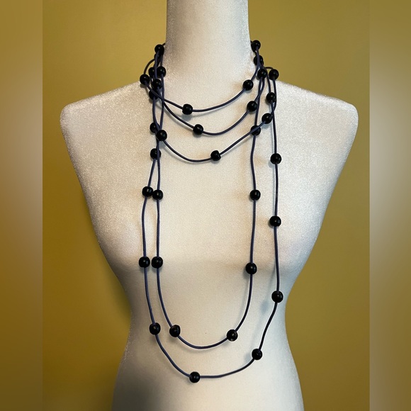 Necklace-one-of-a-kind, leather and lava beads - Picture 3 of 8